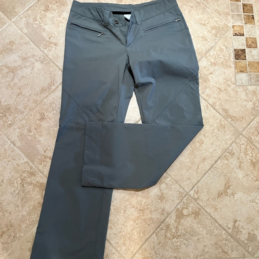 Columbia Gray Straight Leg Pants Versatile Design